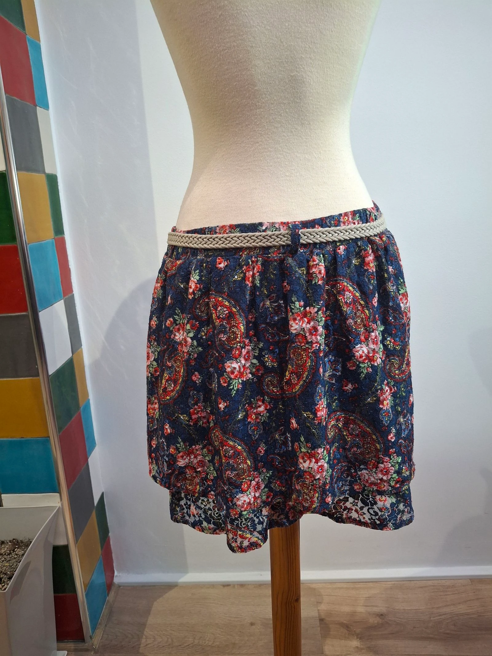 Saia de tule com babados estampa paisley Stradivarius – photo 3